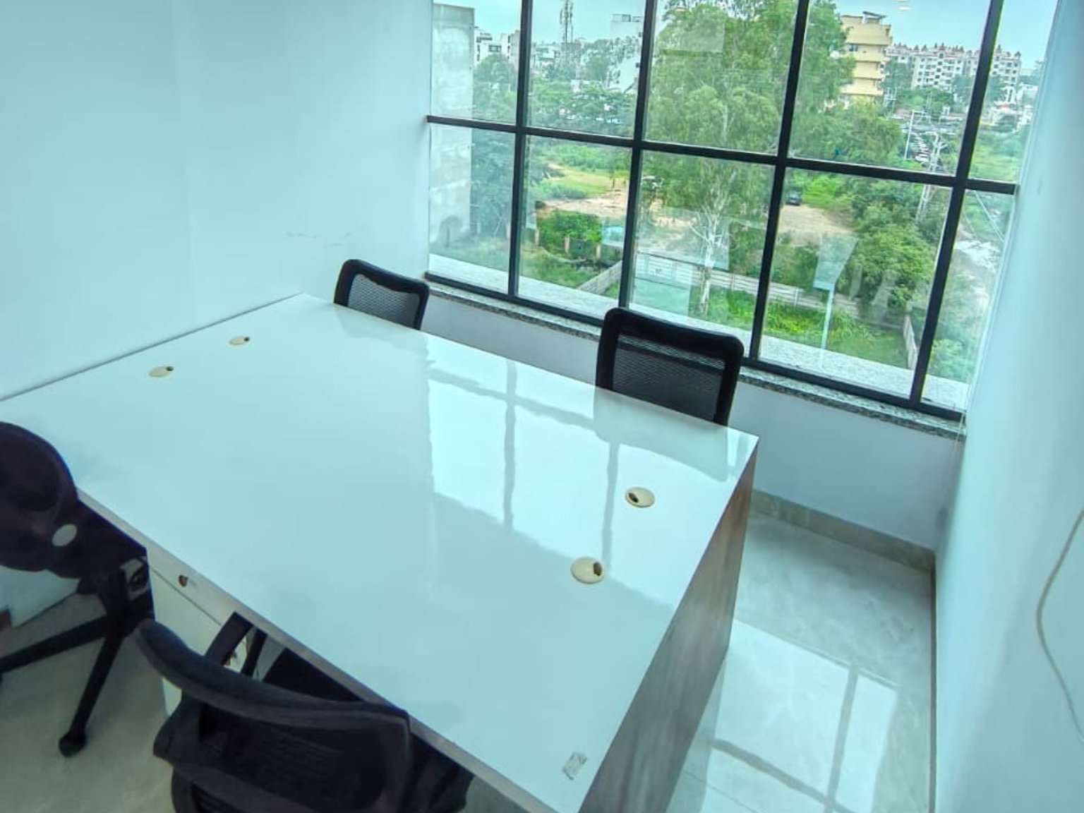 Meeting Room Rental Guide: How to Choose the Right Space for Your Business Meetings